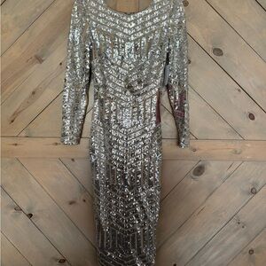 Dress the Population Silver Sequin Long Sleeve Dress